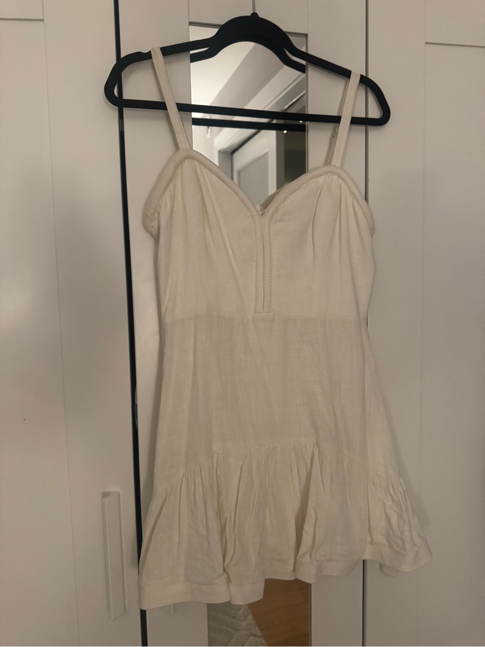 BCBGMaxAzria Cream Mini Dress with Sweetheart Neckline